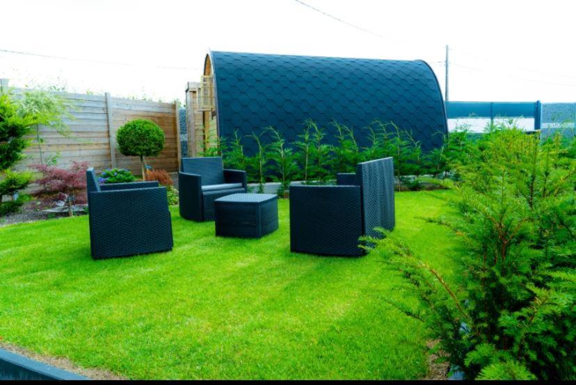 Bed and Breakfast Luxury House Remersdaal Esterno foto